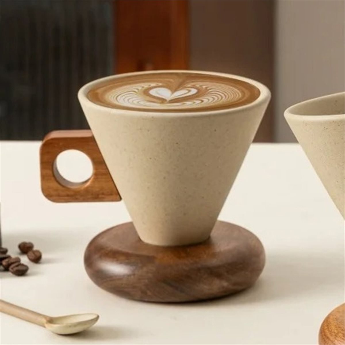 طقم فنجان قهوة سيراميك مع ملعق - مراجعة Coffee&Tea House Menu وسعره