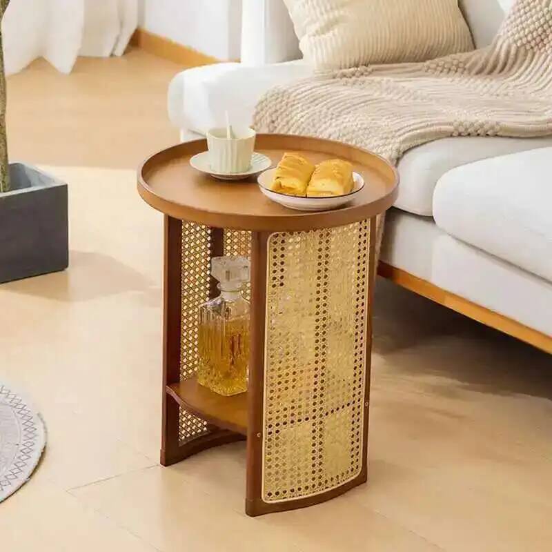 طاولة بجانب السرير، خزانة غرفة - مراجعة Coffee Tea Lounge وسعره